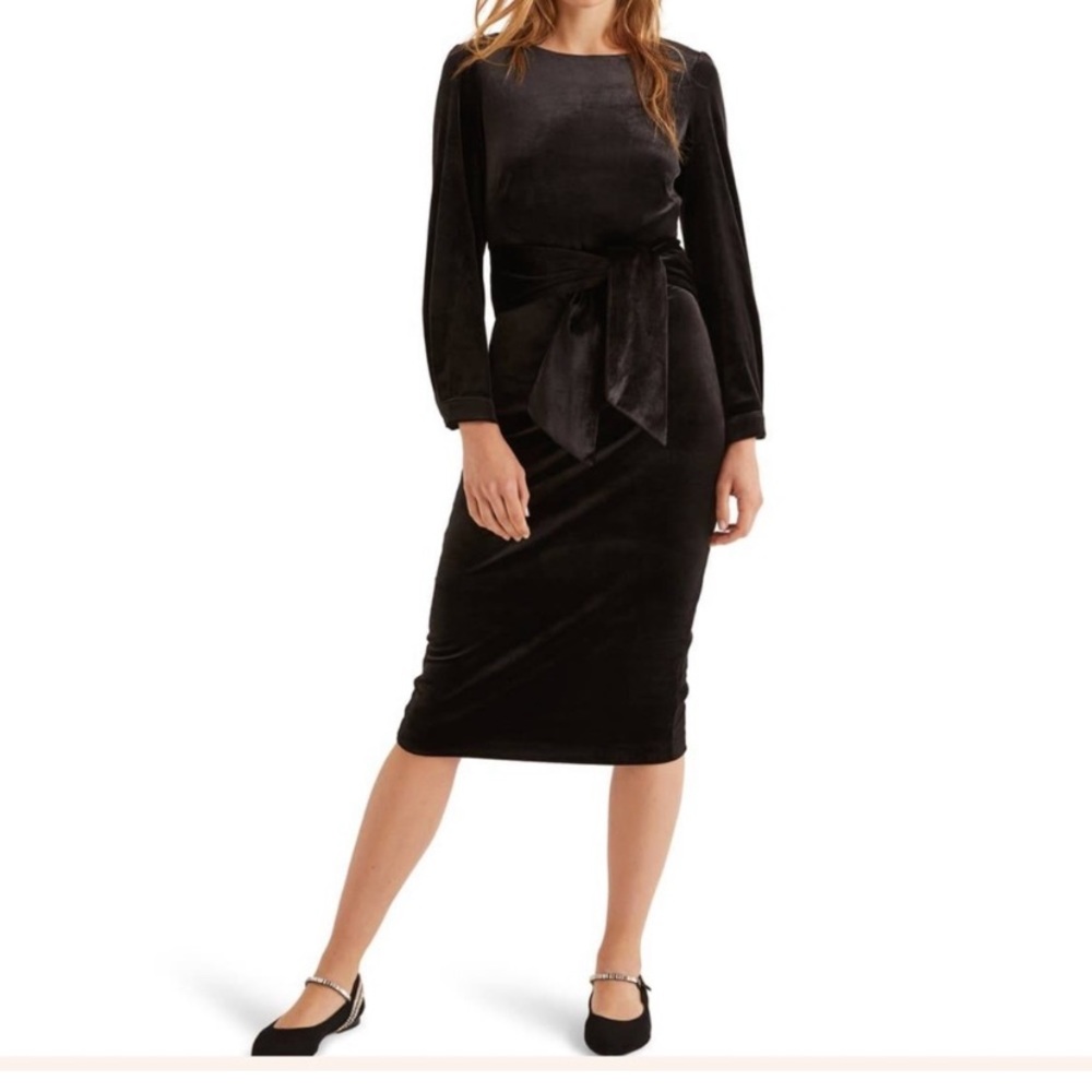 Boden Julianna Velvet Dress Black